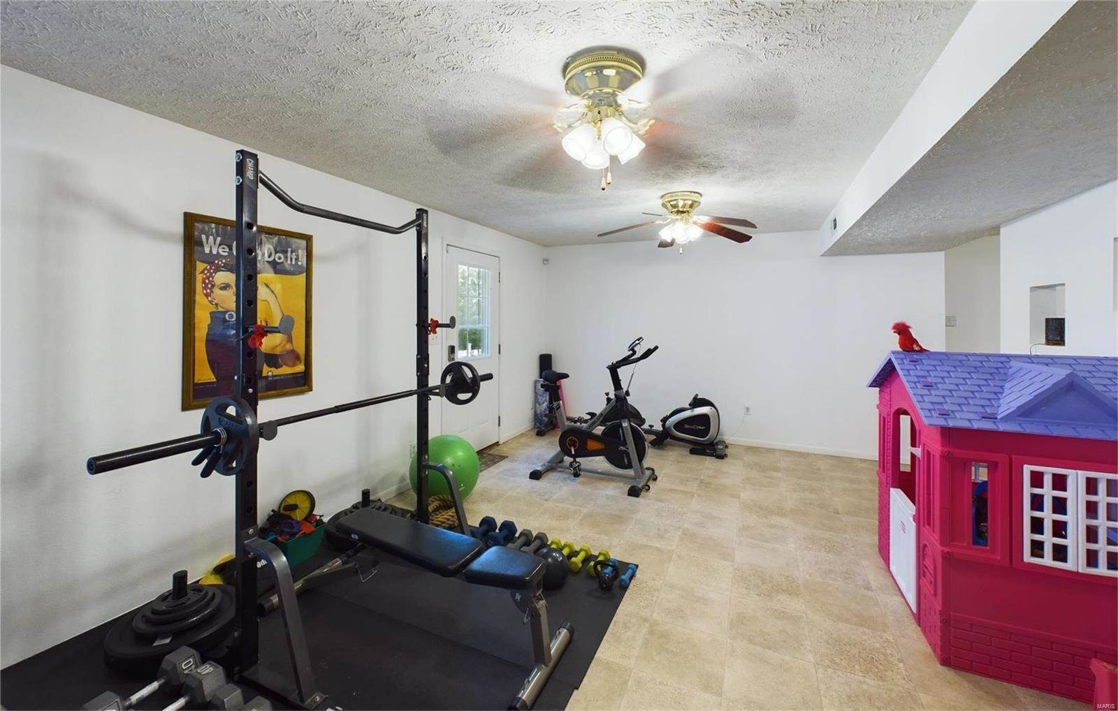 22345 Target Road, Saint Robert, MO 65584