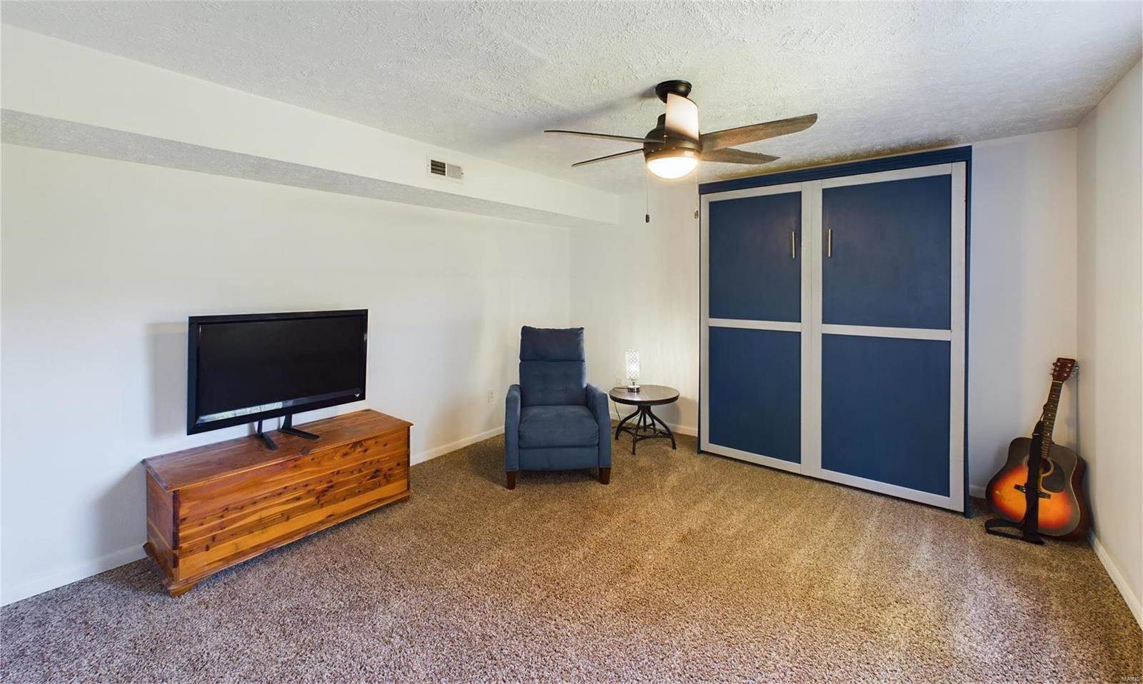 22345 Target Road, Saint Robert, MO 65584