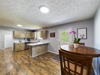 22345 Target Road, Saint Robert, MO 65584