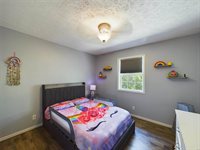 22345 Target Road, Saint Robert, MO 65584