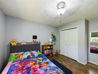 22345 Target Road, Saint Robert, MO 65584