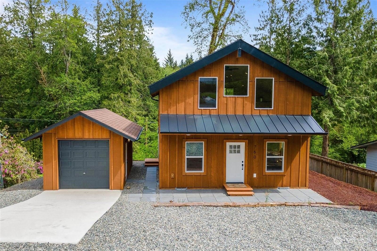 760 Fernhaven Lane, Sedro Woolley, WA 98284