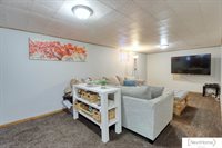 400 Frost Drive, Lincoln, NE 68510