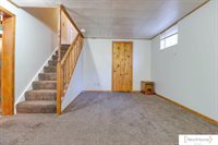 400 Frost Drive, Lincoln, NE 68510