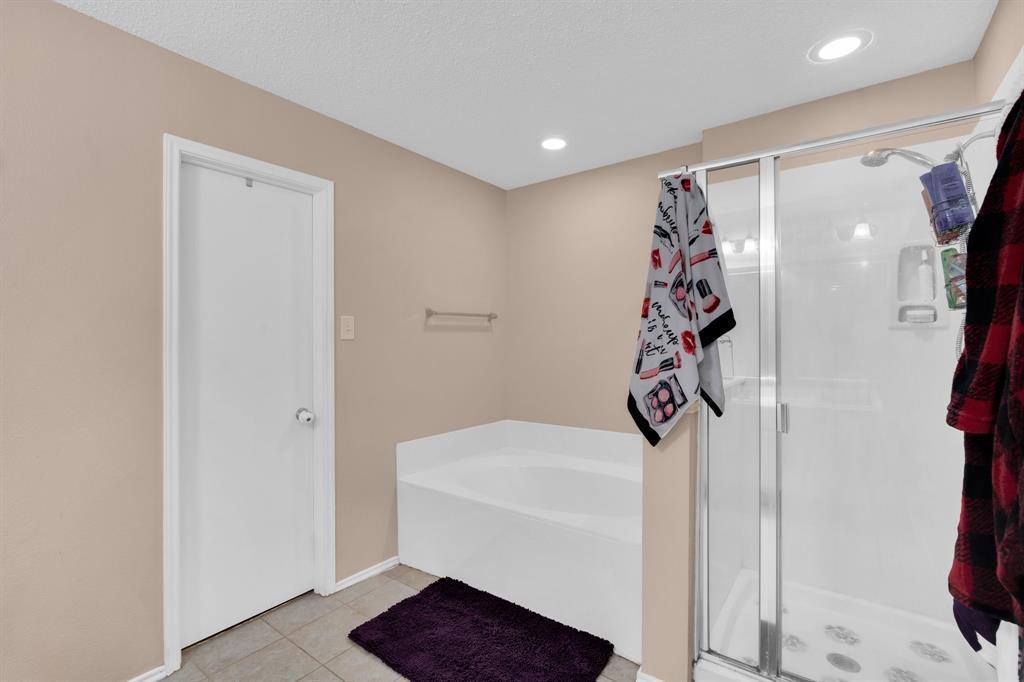 1307 Red Deer Way, Arlington, TX 76002