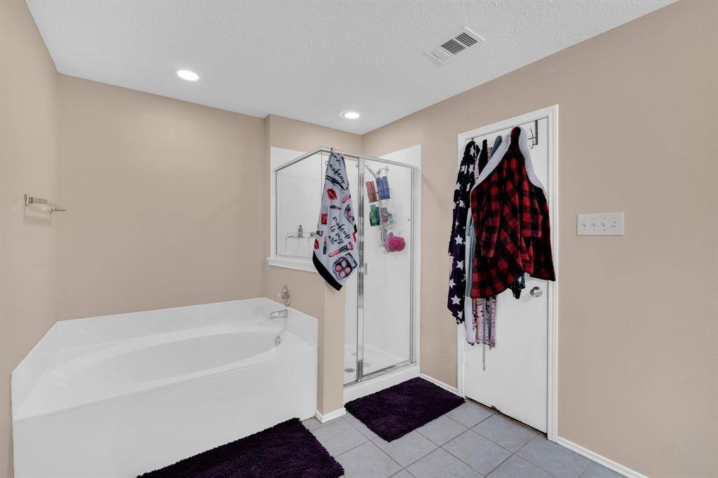 1307 Red Deer Way, Arlington, TX 76002