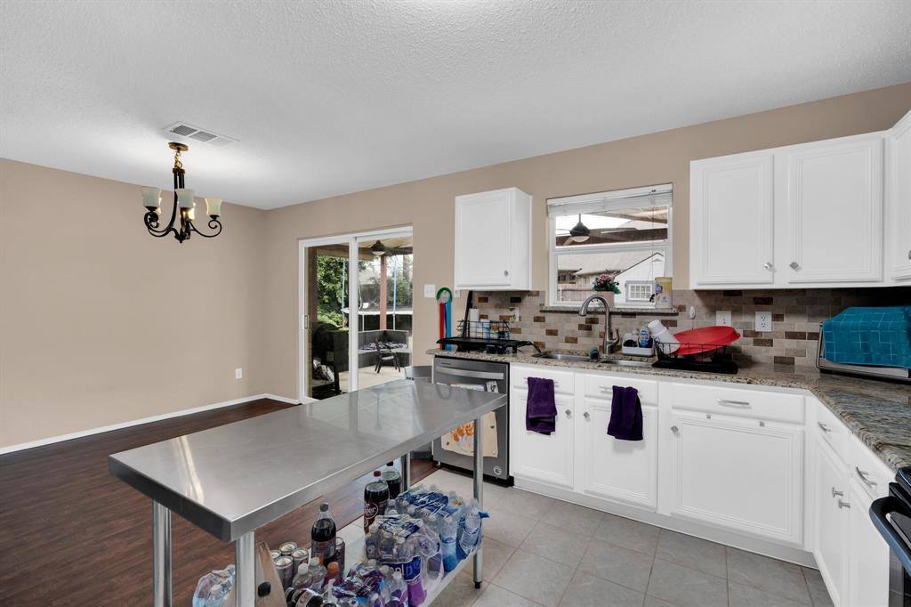 1307 Red Deer Way, Arlington, TX 76002