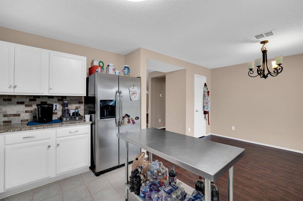 1307 Red Deer Way, Arlington, TX 76002