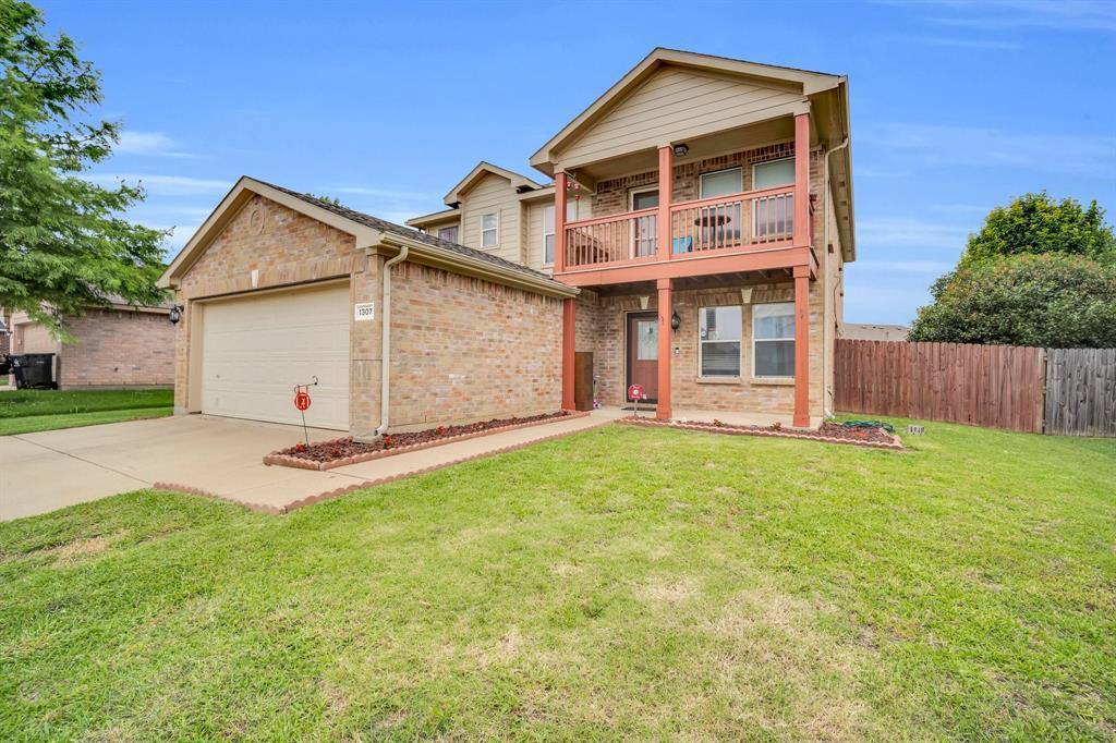 1307 Red Deer Way, Arlington, TX 76002