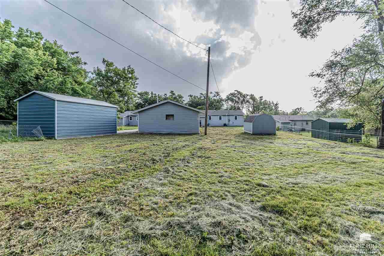 1217 Pershing Dr., Junction City, KS 66441