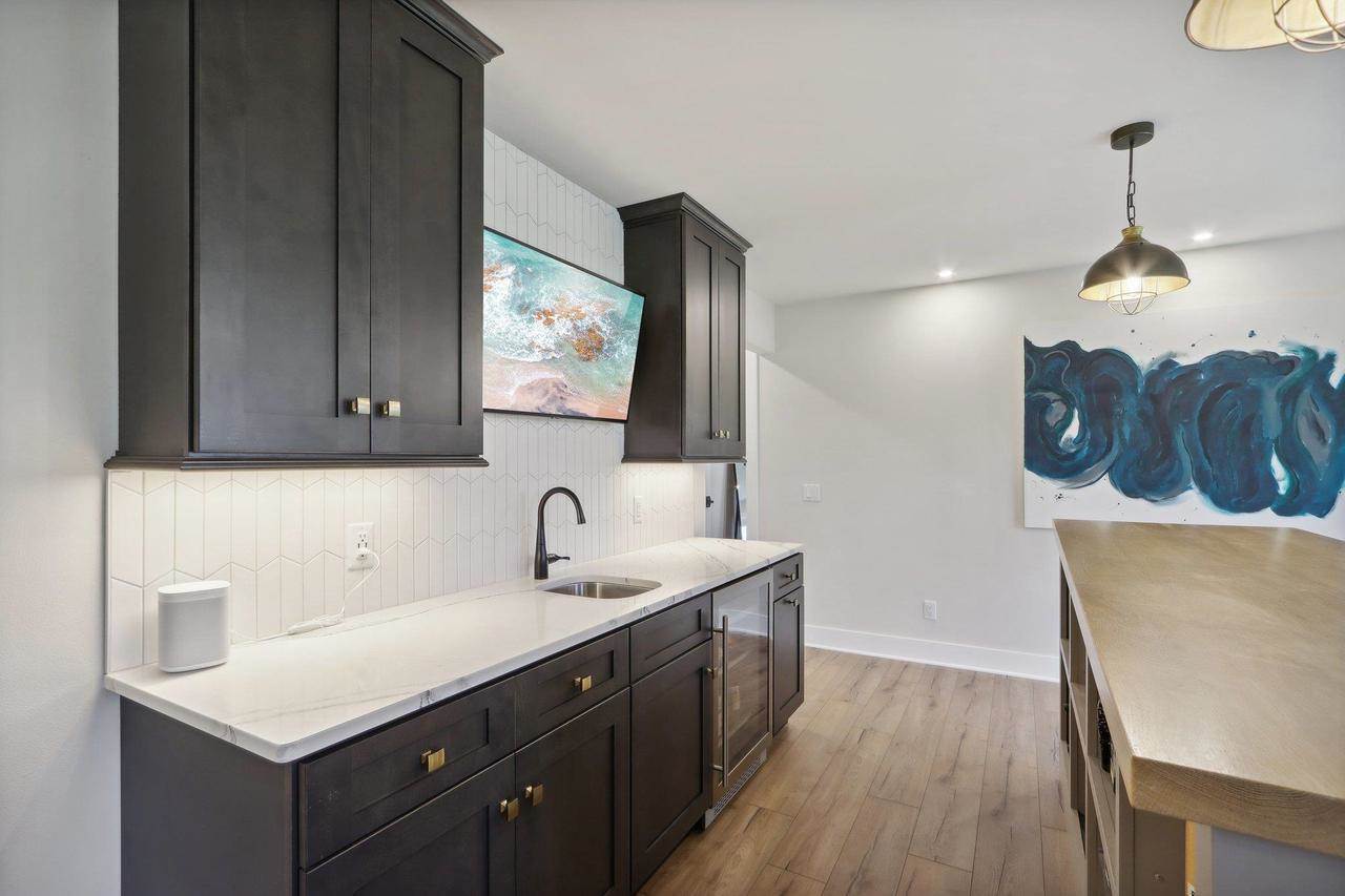 2924 Fern Drive, Sun Prairie, WI 53590