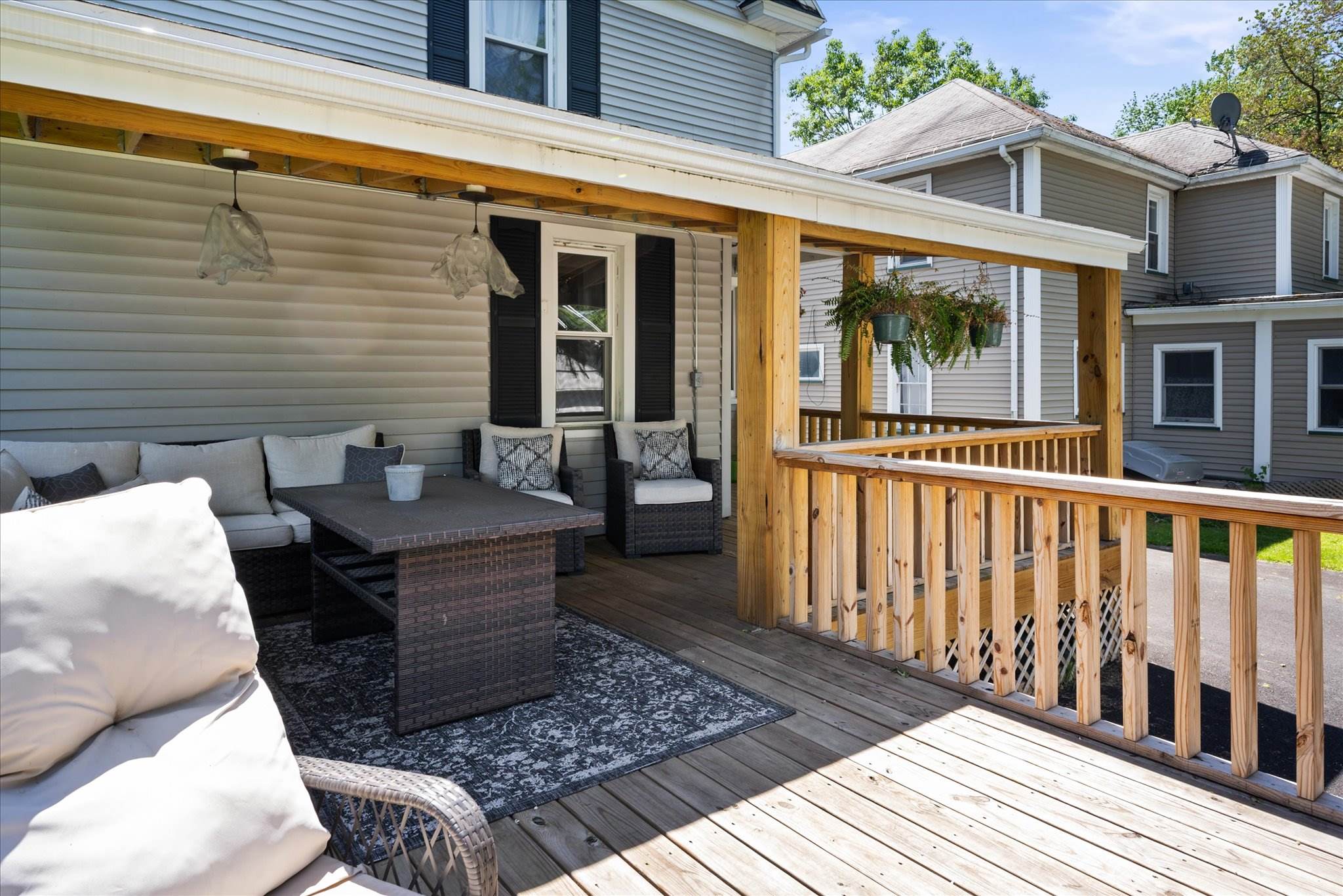 142 E Main Street, Avon, NY 14414