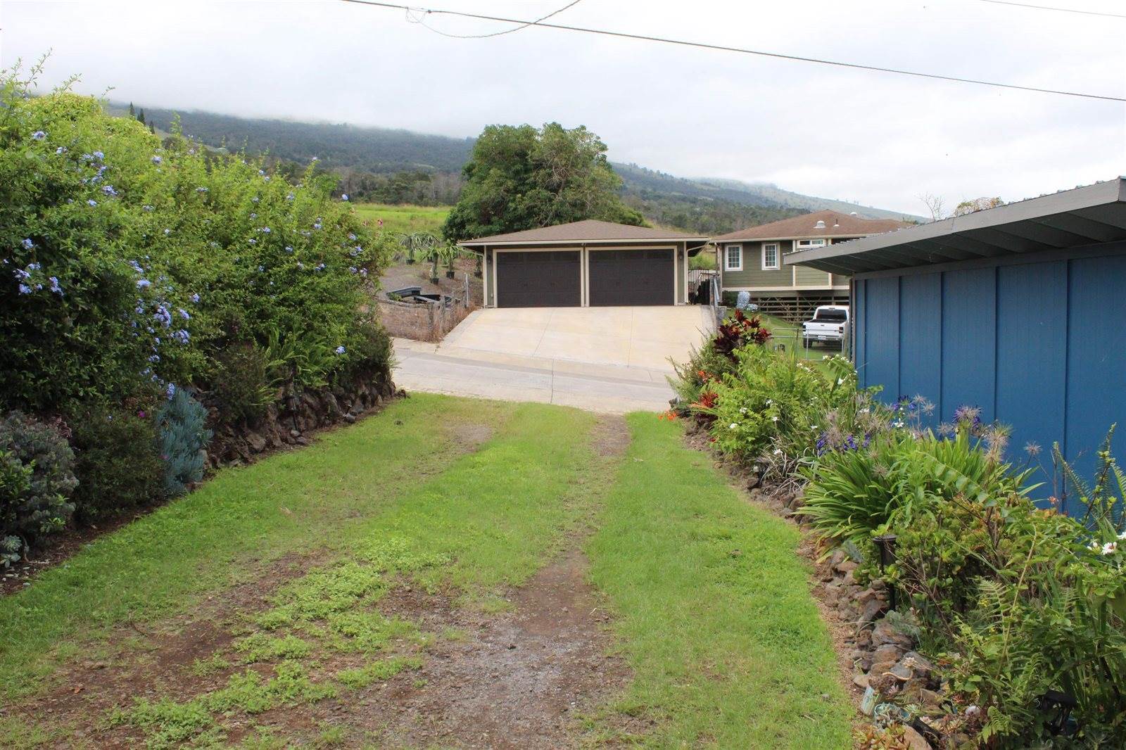 54 Keanuhea St, Kula, HI 96790