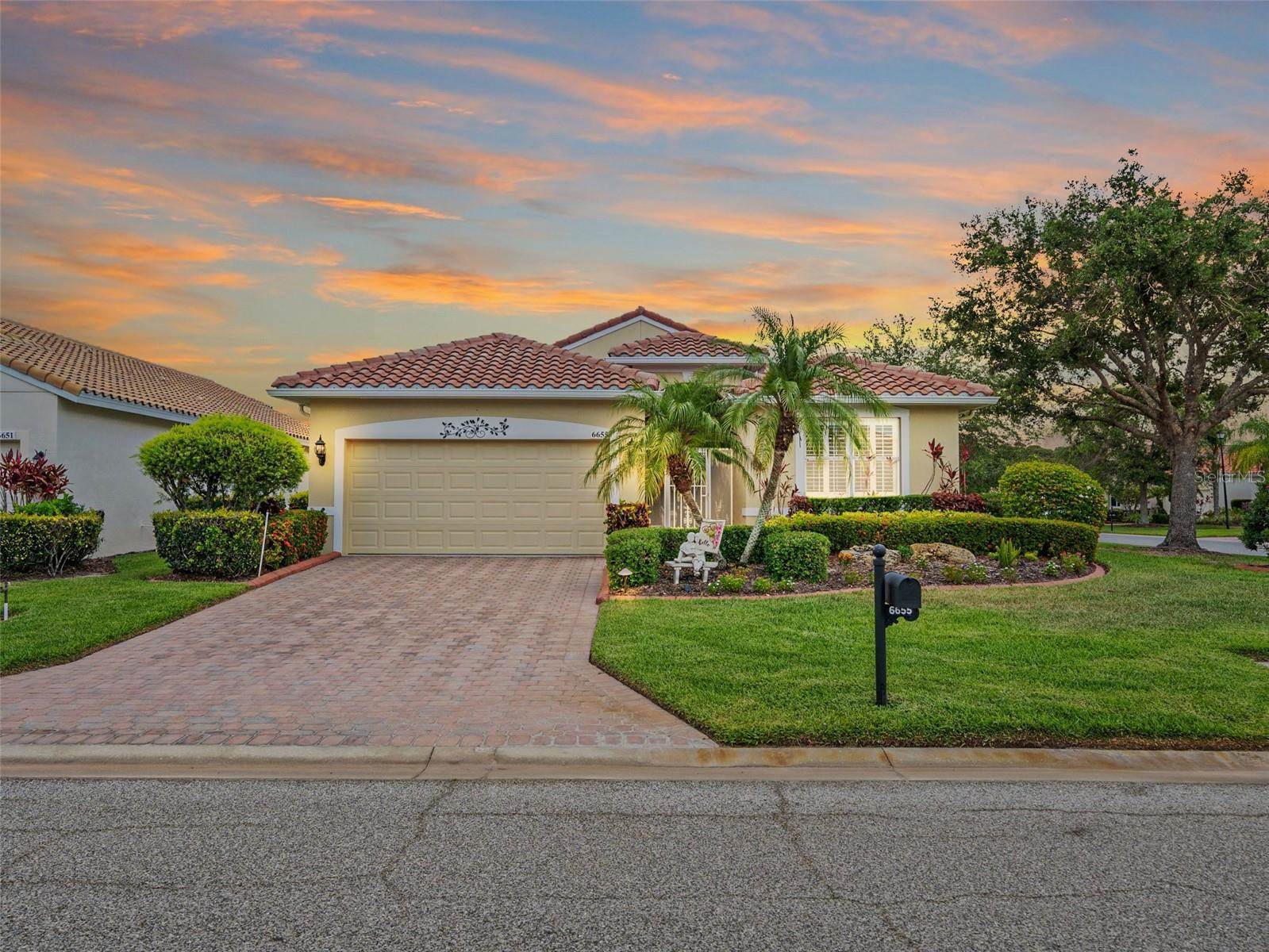 6655 41st Street Circle East, Sarasota, FL 34243