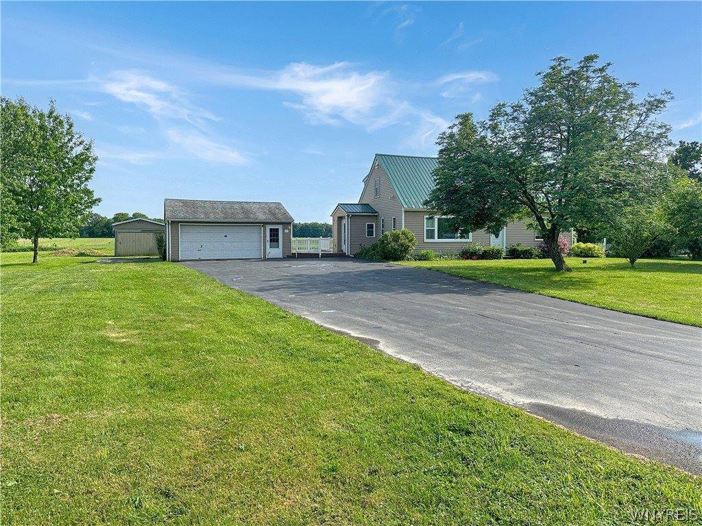 11313 Jamison Road, Marilla, NY 14052