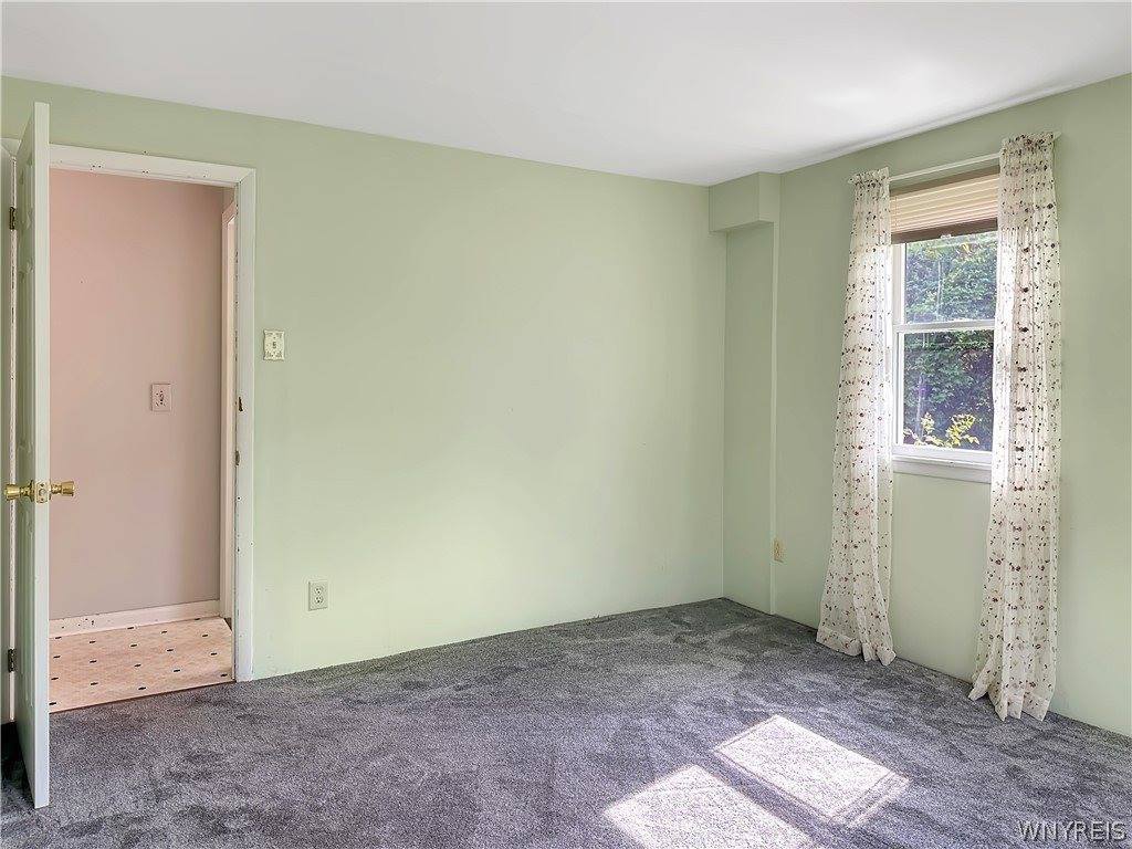 11313 Jamison Road, Marilla, NY 14052