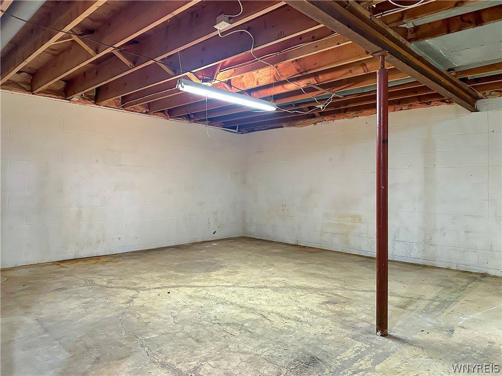 11313 Jamison Road, Marilla, NY 14052