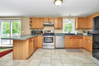 13 Pineview Rd, Dudley, MA 01571