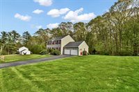 13 Pineview Rd, Dudley, MA 01571