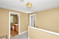 13 Pineview Rd, Dudley, MA 01571