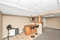 13 Pineview Rd, Dudley, MA 01571