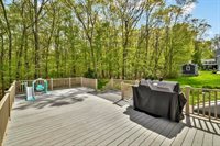 13 Pineview Rd, Dudley, MA 01571