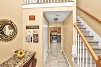 13 Pineview Rd, Dudley, MA 01571