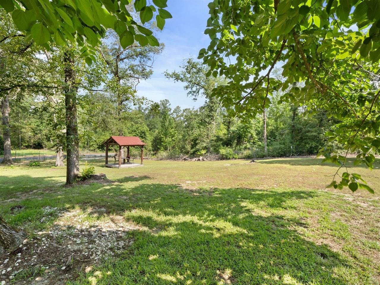 113 Lew Barron Rd, Merryville, LA 70653