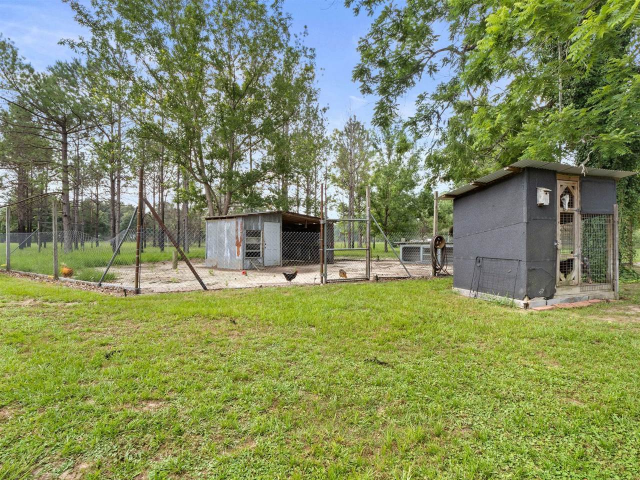 113 Lew Barron Rd, Merryville, LA 70653