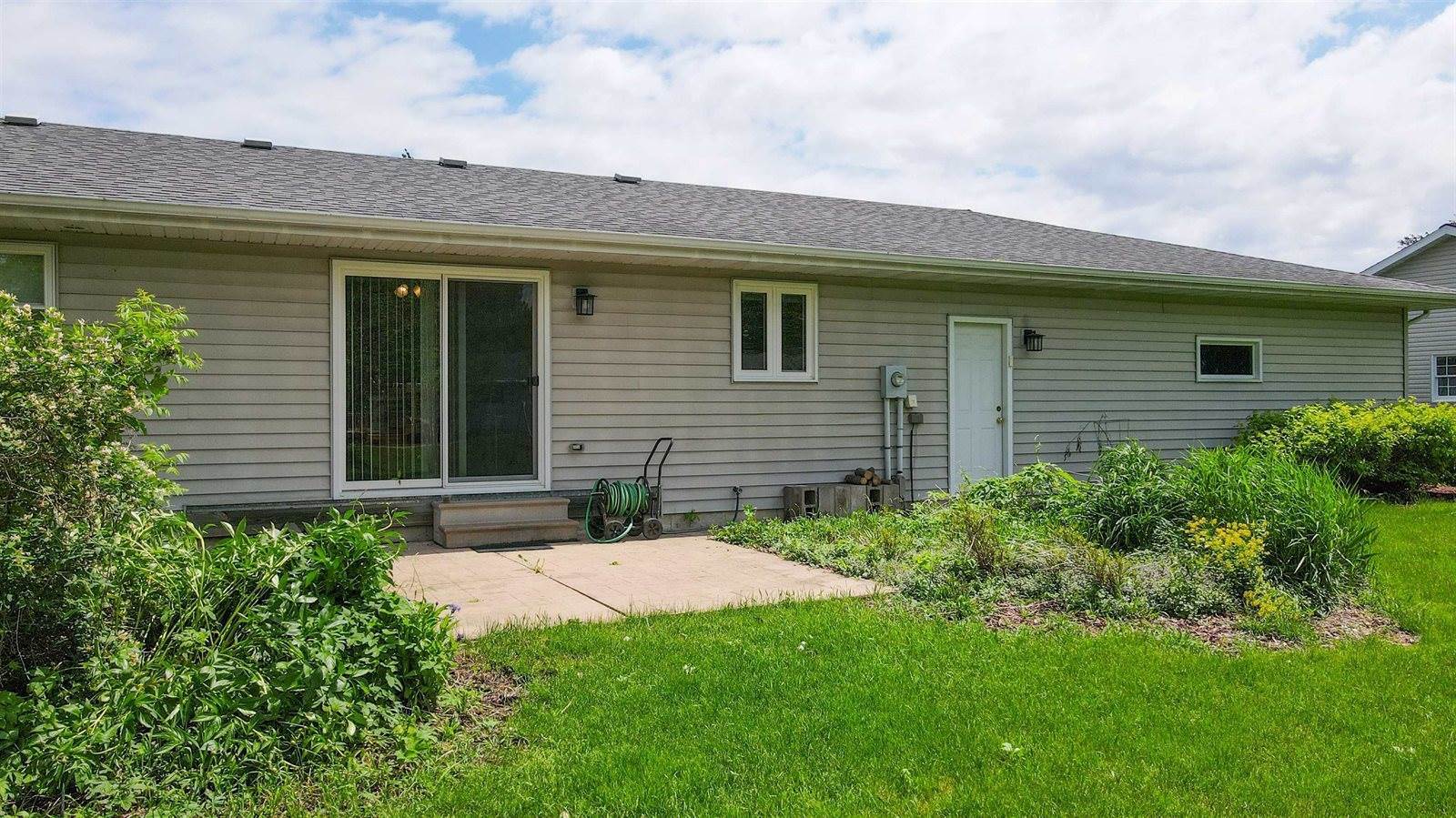 212 S Linden Avenue, Marshfield, WI 54449