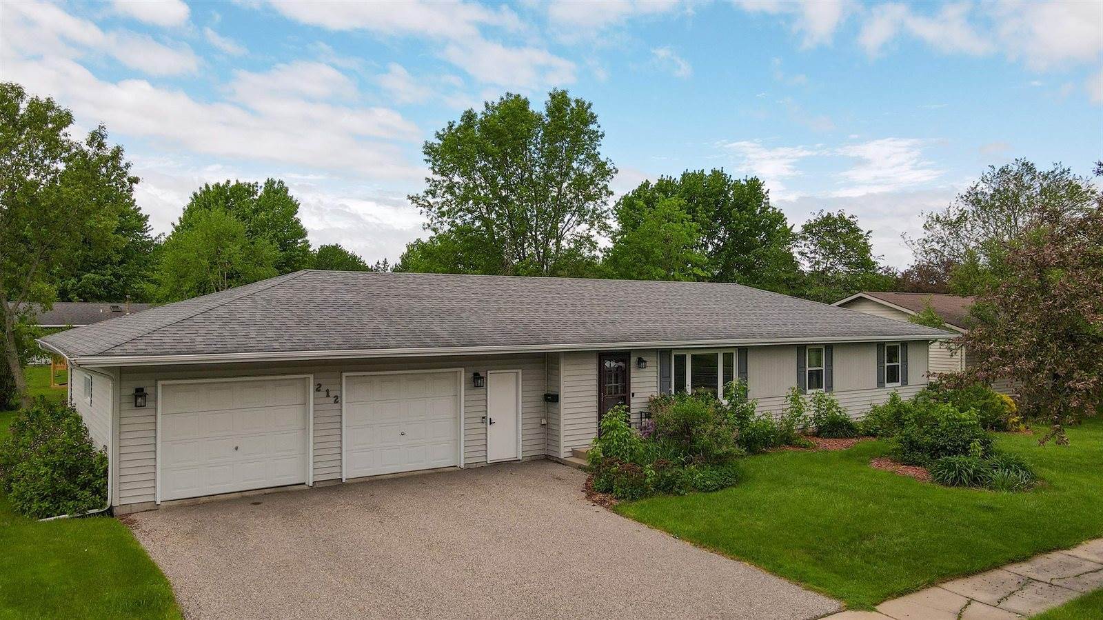 212 S Linden Avenue, Marshfield, WI 54449