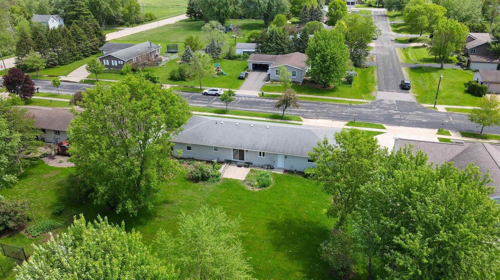 212 S Linden Avenue, Marshfield, WI 54449