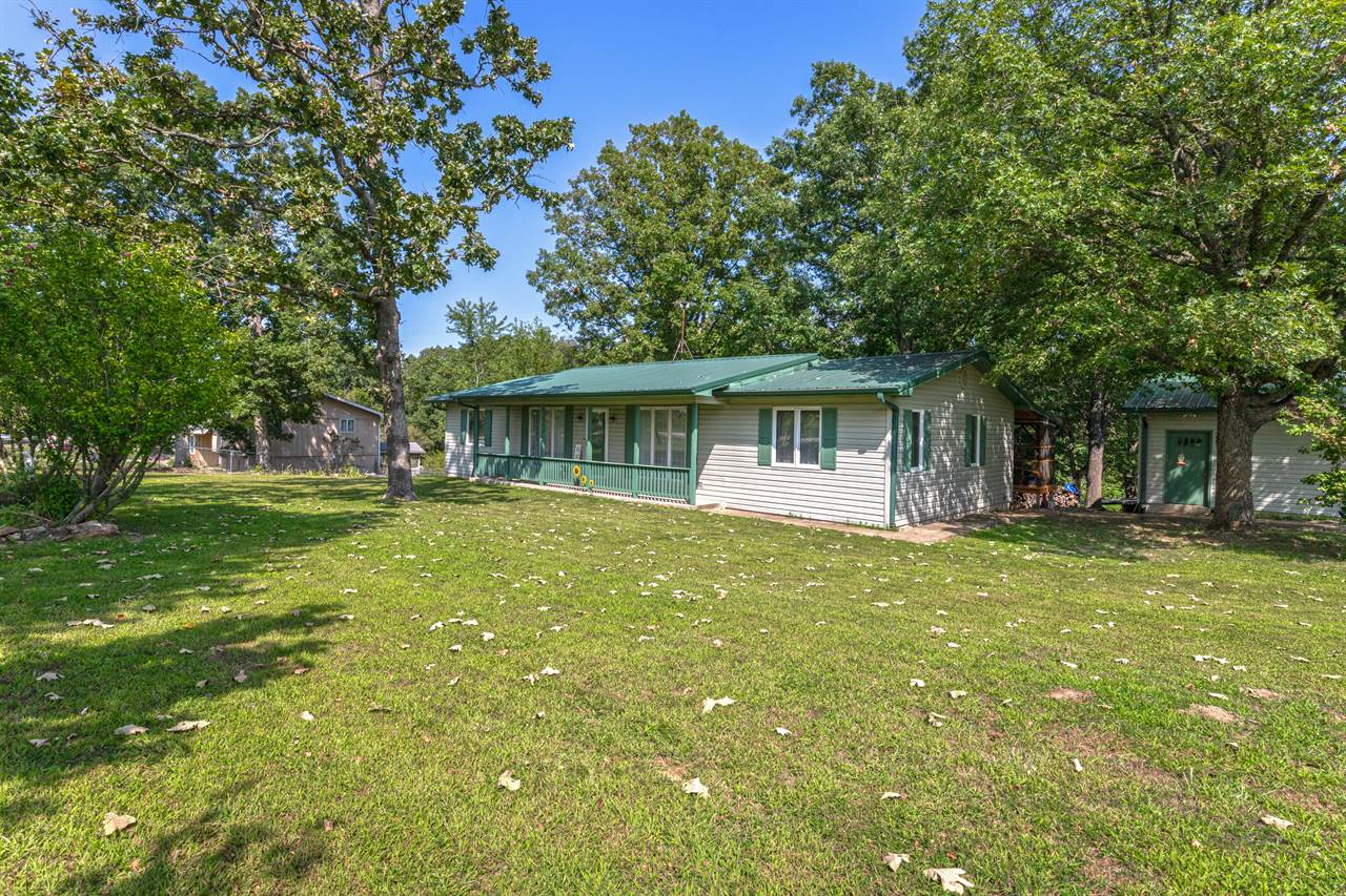 14206 Hwy AW, Plato, MO 65552