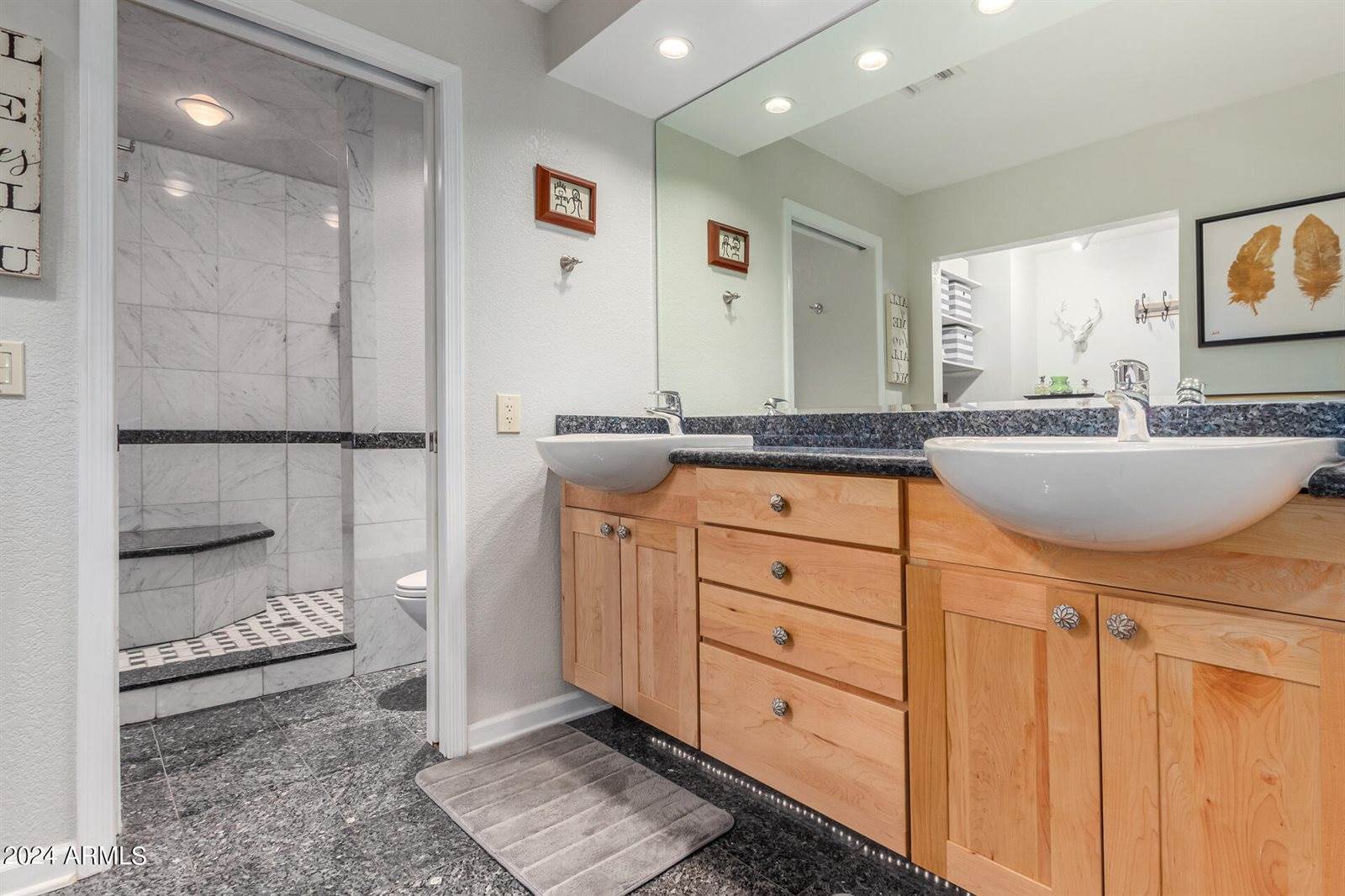 1534 East Commerce Avenue, Gilbert, AZ 85234