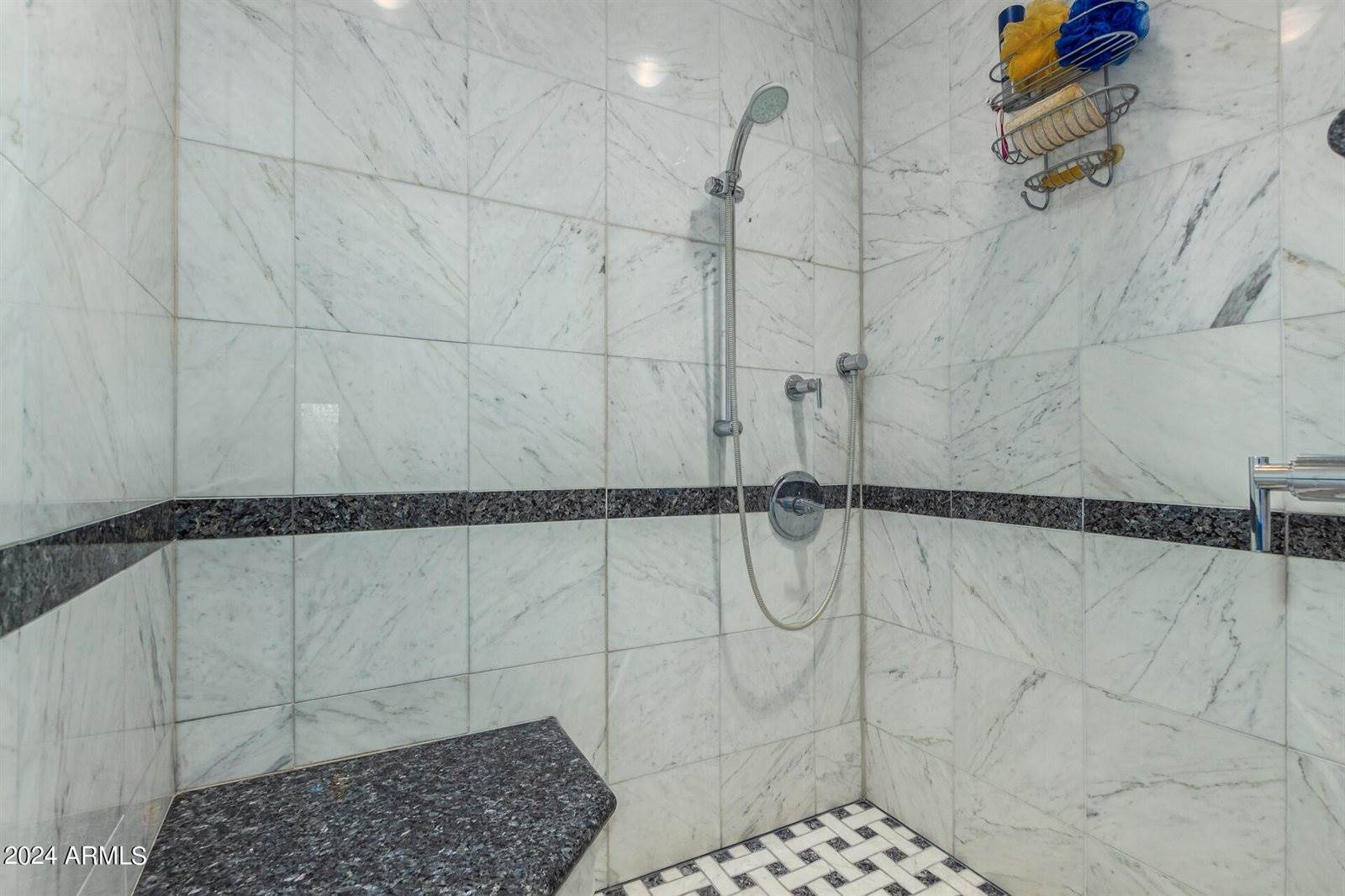 1534 East Commerce Avenue, Gilbert, AZ 85234