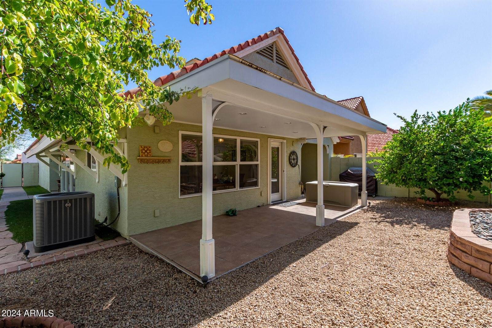 1534 East Commerce Avenue, Gilbert, AZ 85234