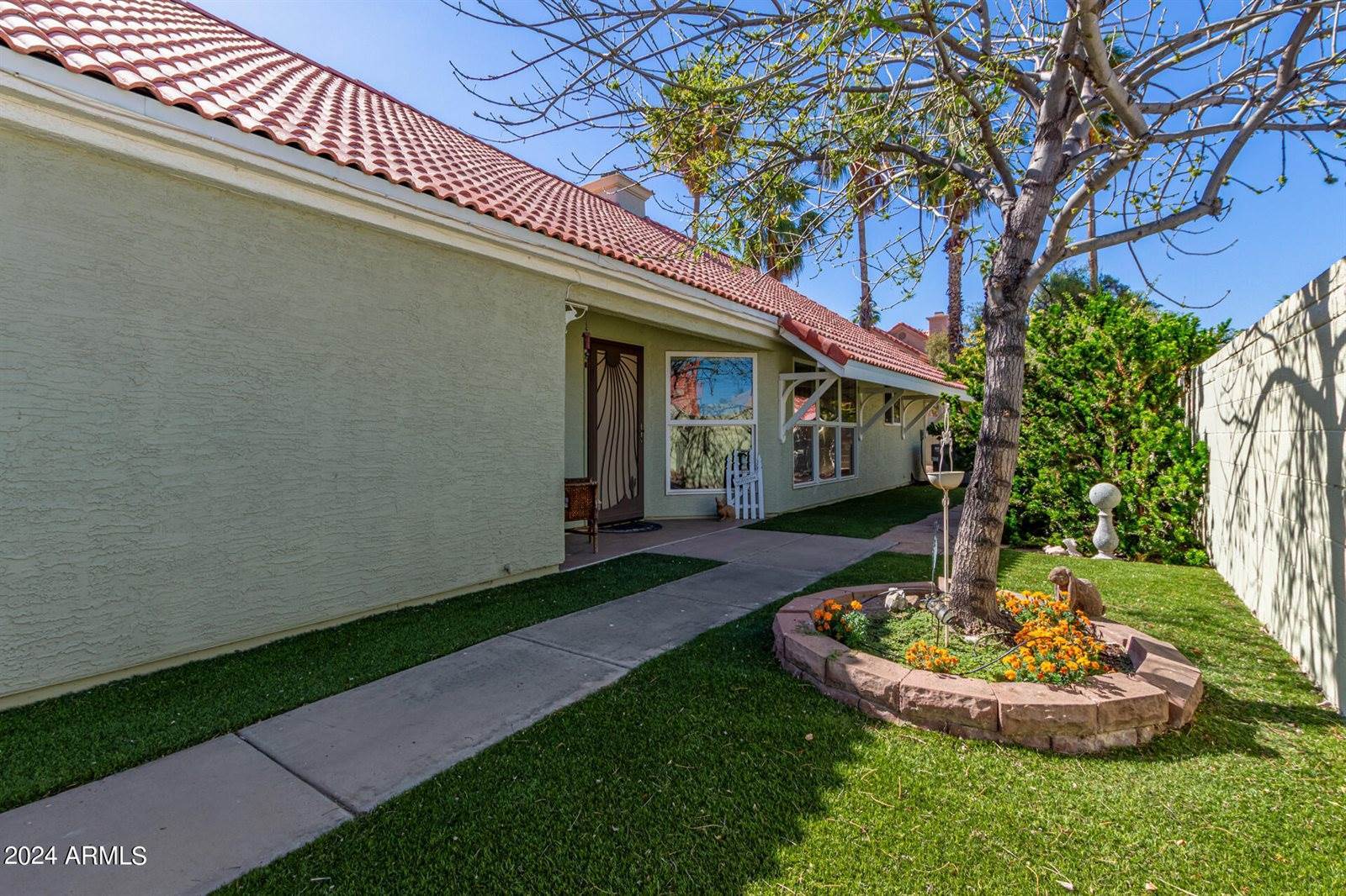 1534 East Commerce Avenue, Gilbert, AZ 85234