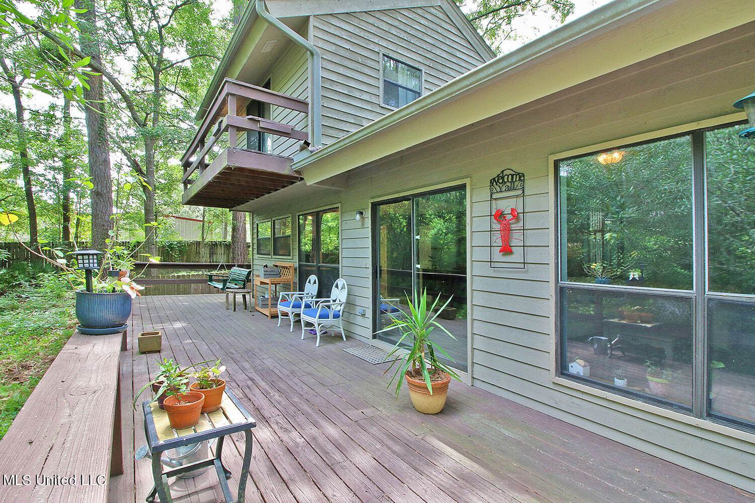 3412 North 4th Street, Ocean Springs, MS 39564