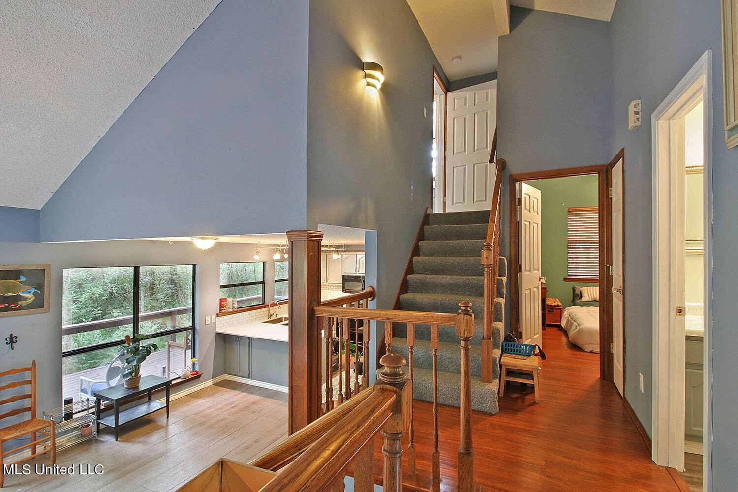 3412 North 4th Street, Ocean Springs, MS 39564