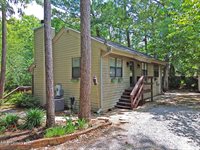 3412 North 4th Street, Ocean Springs, MS 39564