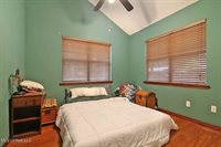 3412 North 4th Street, Ocean Springs, MS 39564