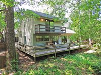 3412 North 4th Street, Ocean Springs, MS 39564