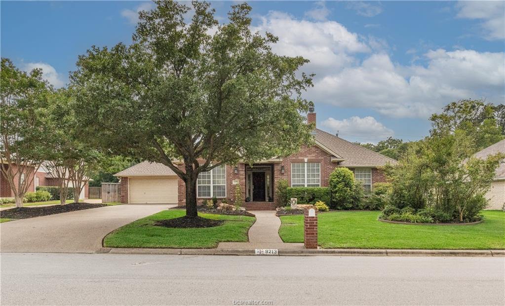 9213 Brookwater Circle, College Station, TX 77845
