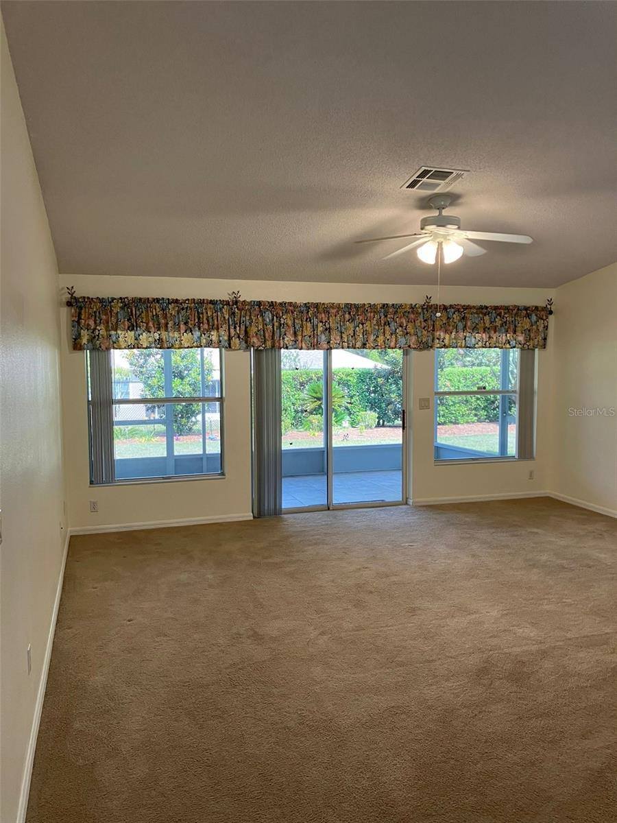 7454 North Galena Avenue, Citrus Springs, FL 34434