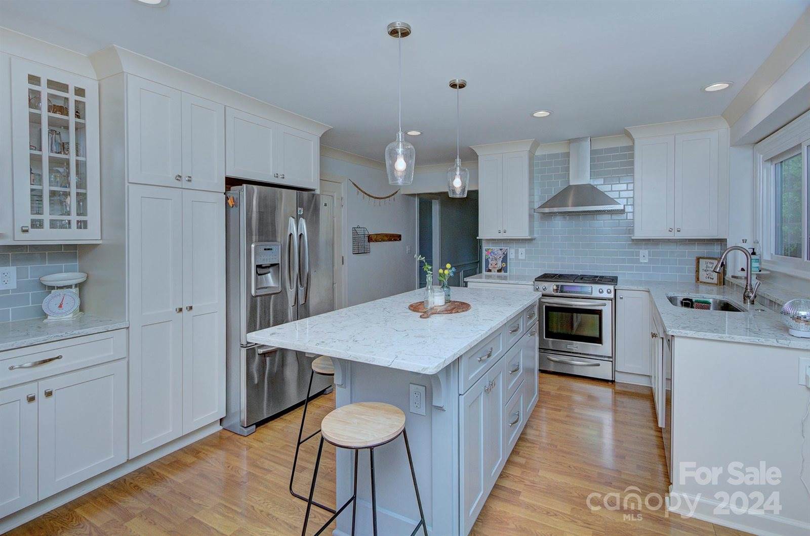 12037 Provincetowne Drive, Charlotte, NC 28277