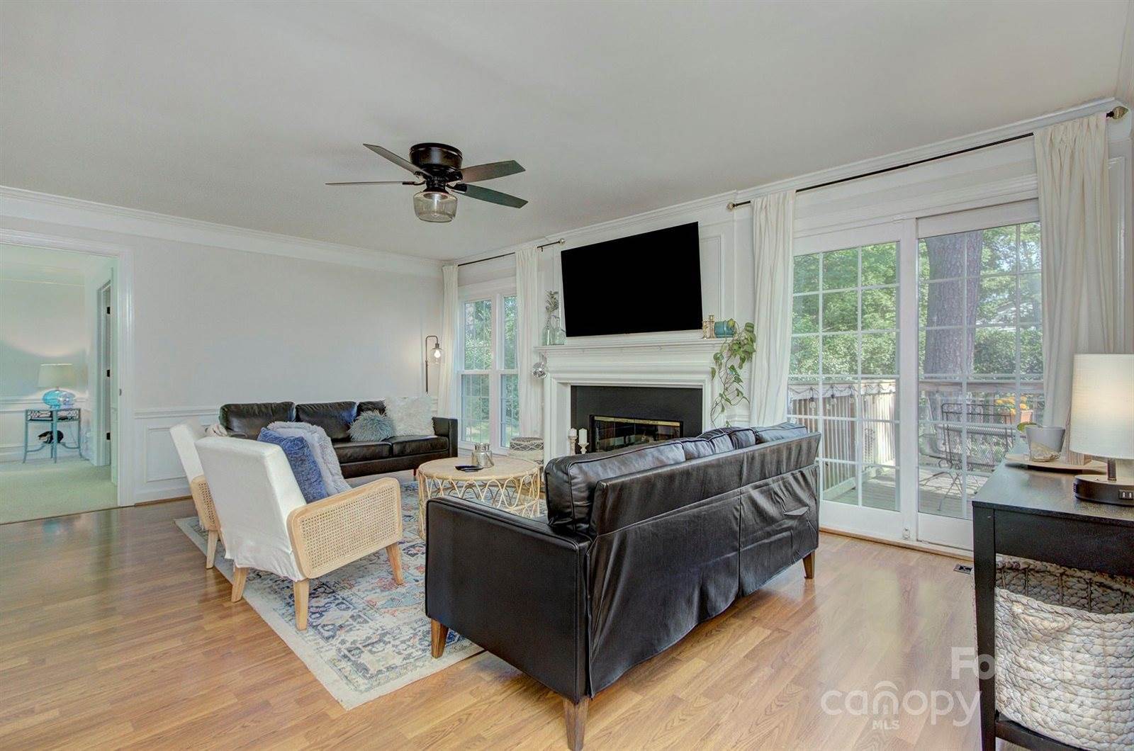 12037 Provincetowne Drive, Charlotte, NC 28277