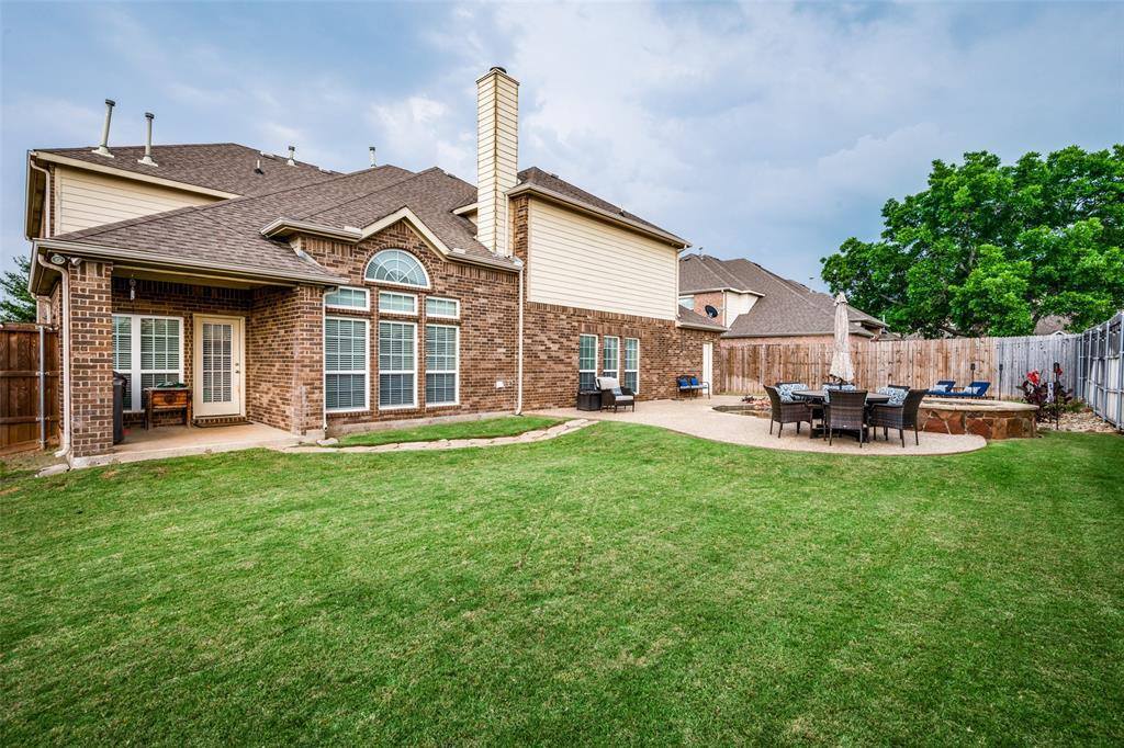 916 Sunrise Drive, Kennedale, TX 76060