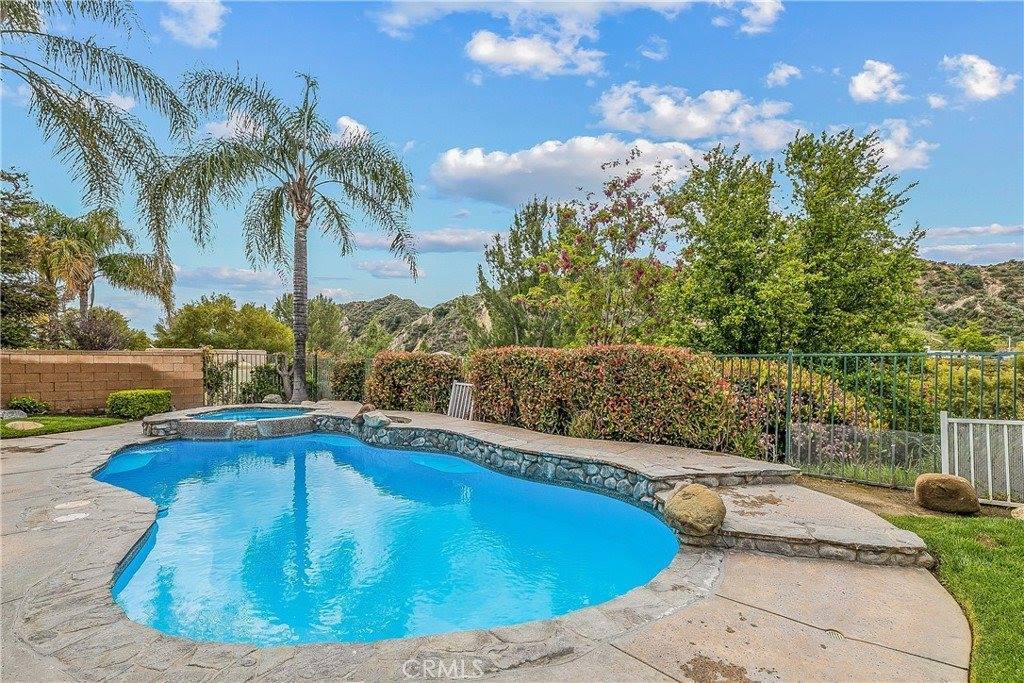 26266 Beecher Lane, Stevenson Ranch, CA 91381