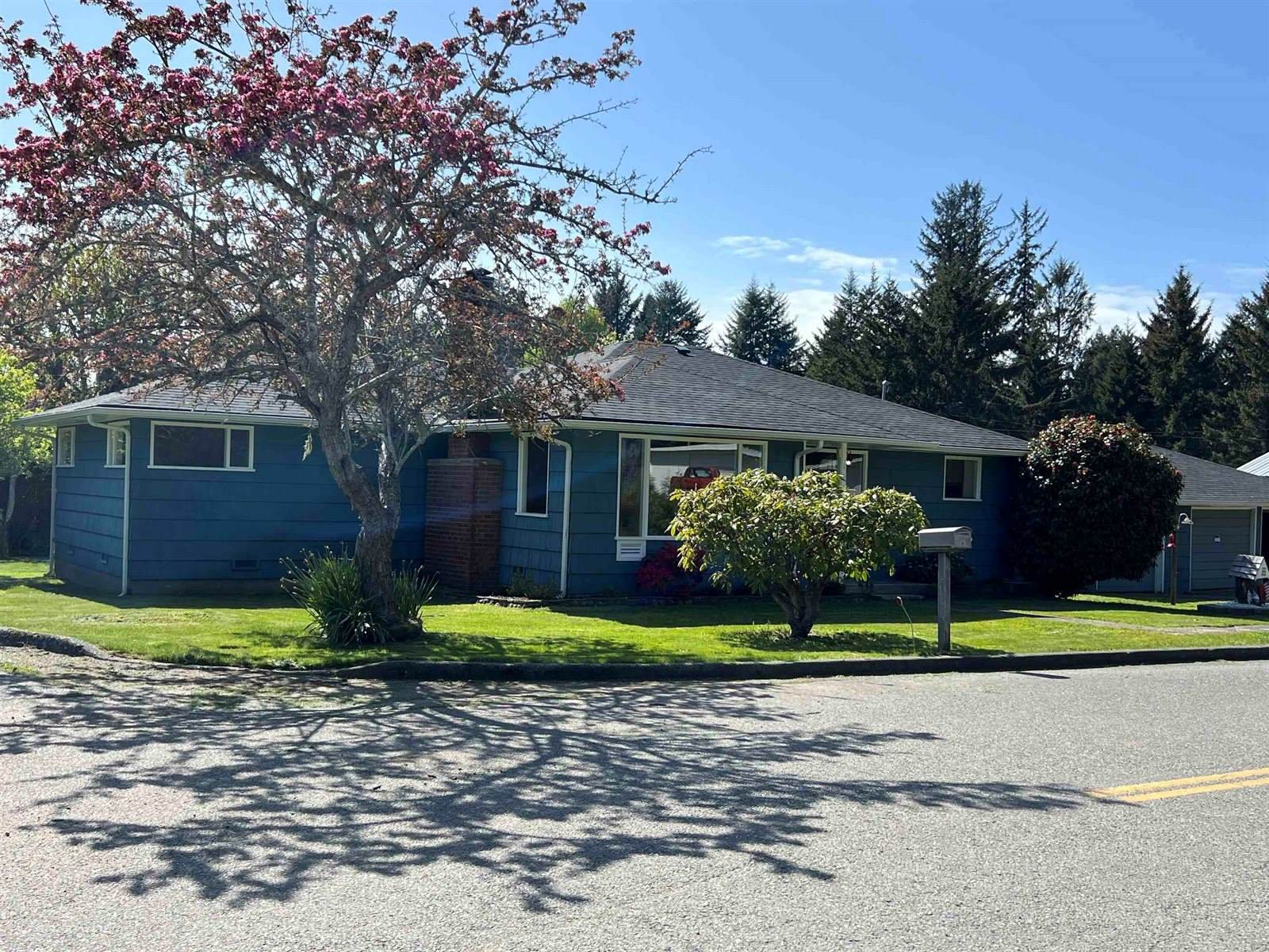 121 Clyde, Crescent City, CA 95531