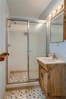 11625 Burke Street, Omaha, NE 68154